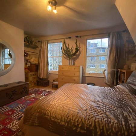 The Blue Door Apartment London Exterior photo